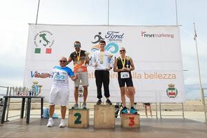 Partita alla grande la Club Bay Versilia Marathon