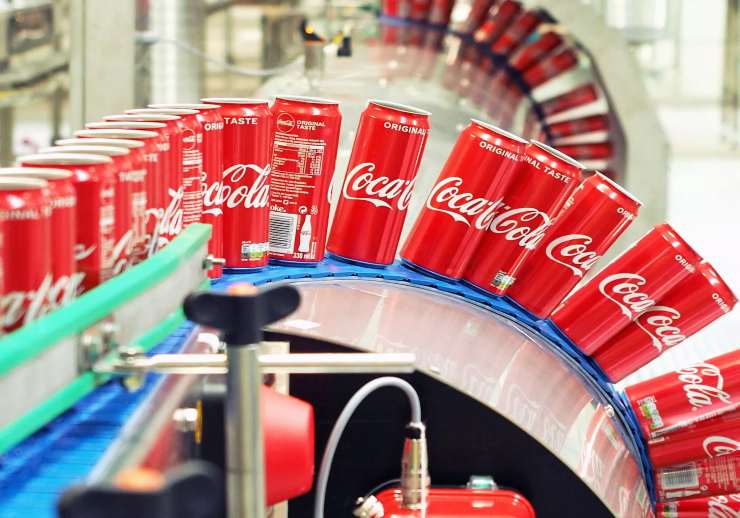 Produzione Coca Cola lattine