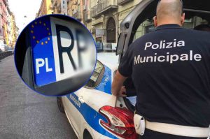 Polizia municipale e targa auto